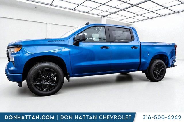 New 2025 Chevrolet Silverado 1500 Custom w/ LPO, Dark Essentials Package video 2
