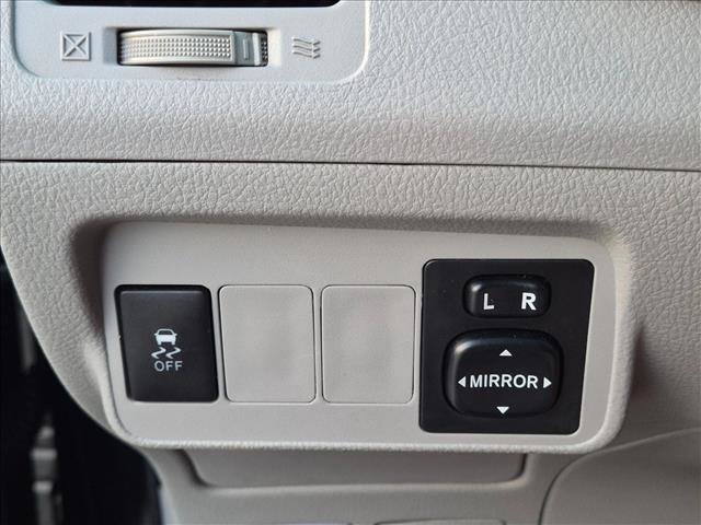 Used 2013 Toyota Corolla L FWD image 14