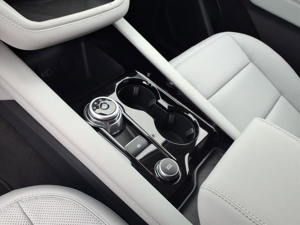 New 2026 Ford Explorer Platinum w/ LUX Leather Package image 17