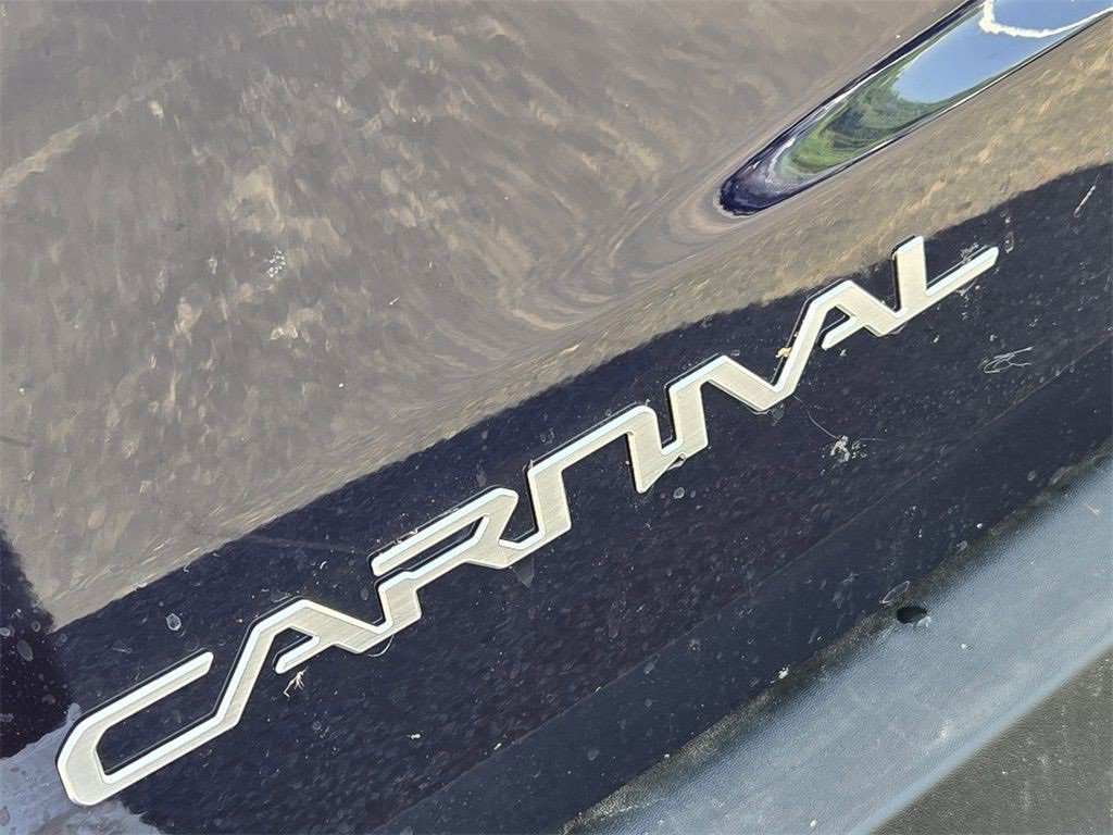 New 2026 Kia Carnival EX image 8