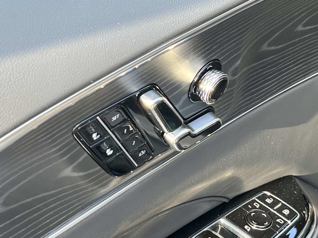New 2026 Cadillac Lyriq Sport AWD/4WD image 21