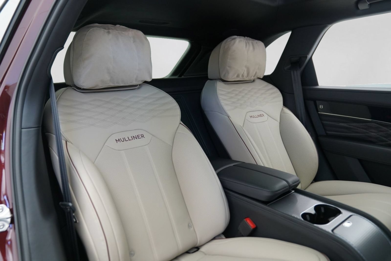 New 2026 Bentley Bentayga Extended Wheelbase AWD/4WD image 35