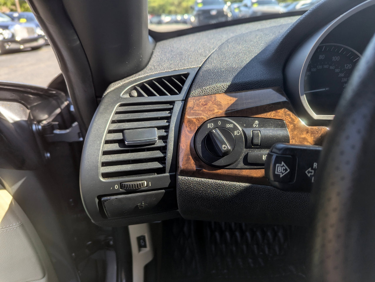 Used 2008 BMW Z4 3.0i image 15