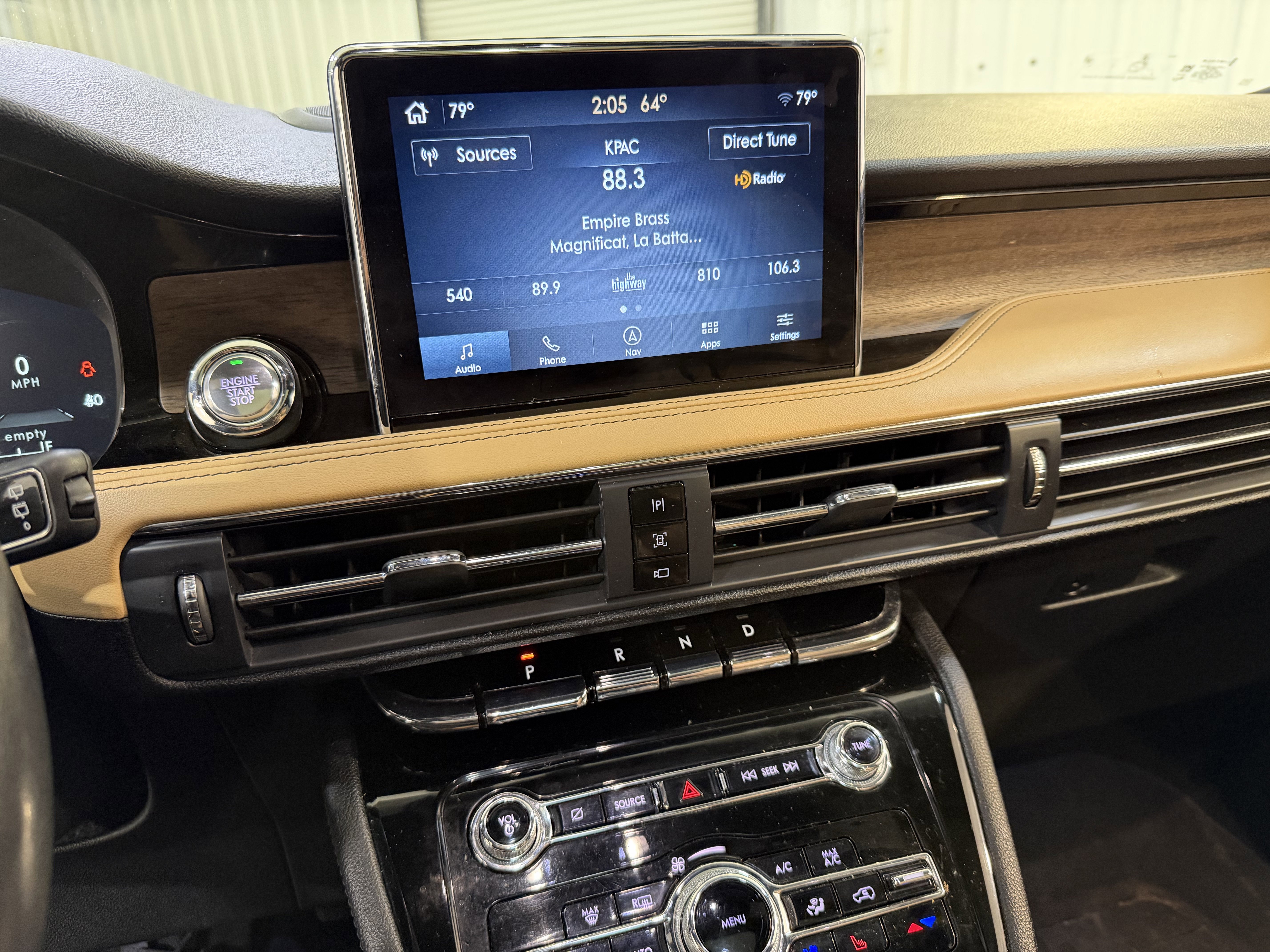 Used 2021 Lincoln Corsair Reserve w/ Equipment Group 201A FWD image 18