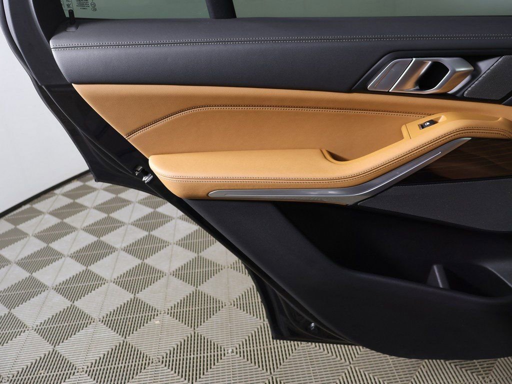 Used 2024 BMW X5 xDrive40i w/ Premium Package image 27