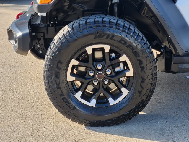 Used 2026 Jeep Gladiator Rubicon AWD/4WD image 17