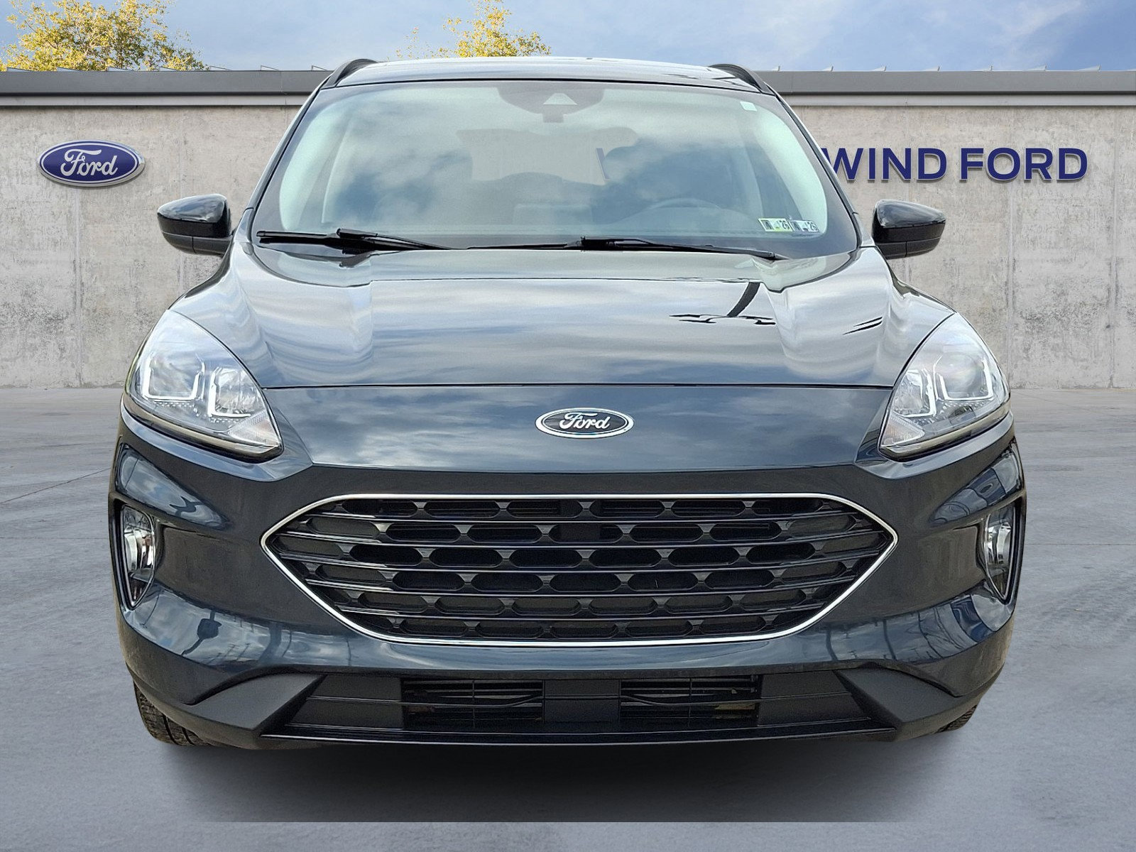 Certified 2022 Ford Escape SEL w/ SEL Stealth AWD Package image 2