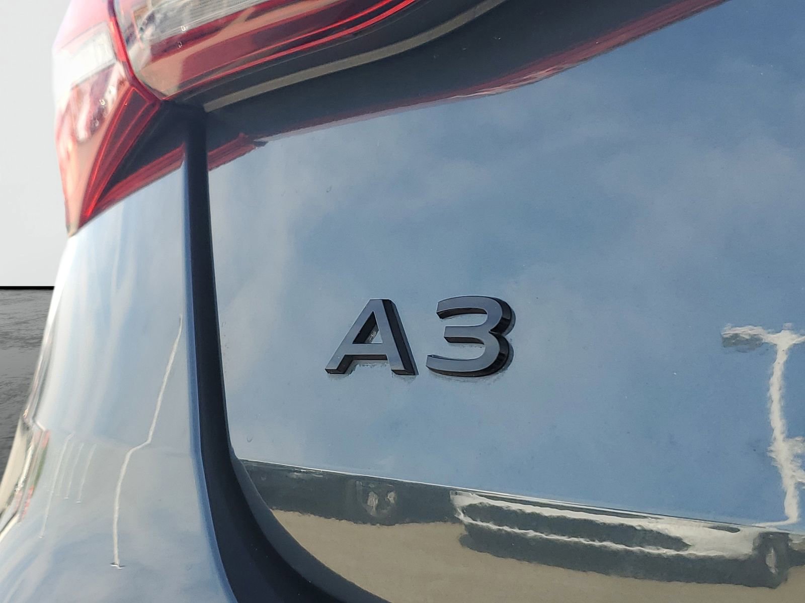 Used 2025 Audi A3 2.0T Premium w/ Black Optic Package image 7