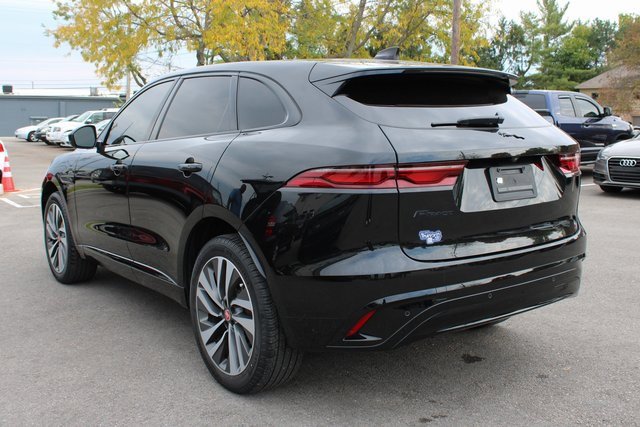 Used 2022 Jaguar F-PACE S image 43
