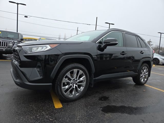 Used 2019 Toyota RAV4 XLE Premium w/ Advanced Technology Package image 3