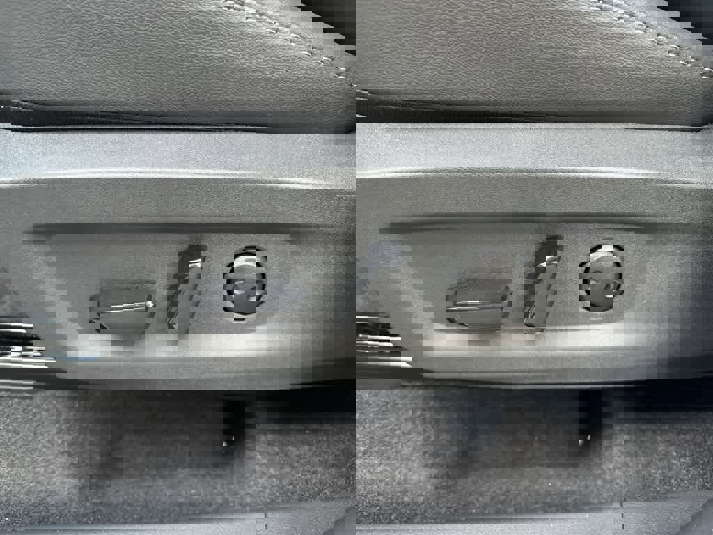 New 2025 Nissan Murano SL image 11