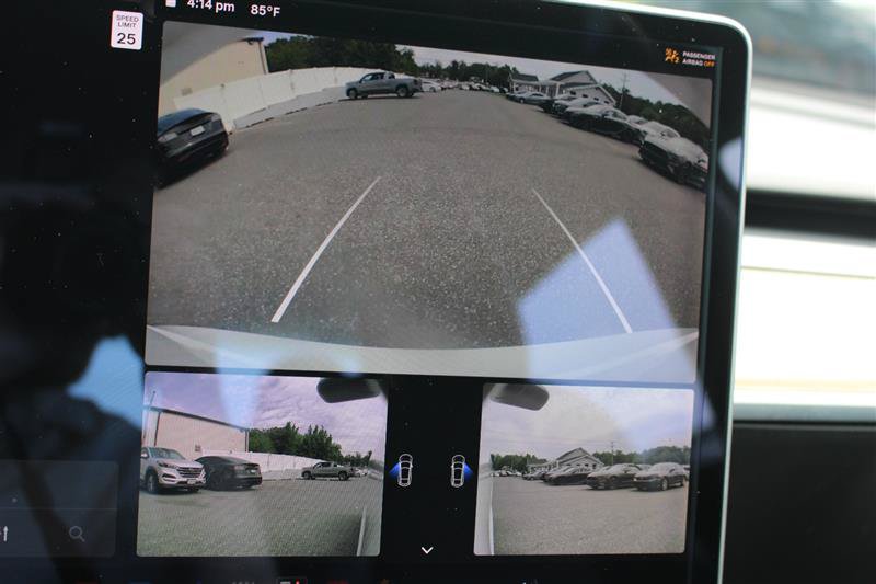 Used 2022 Tesla Model 3 Performance AWD/4WD image 17