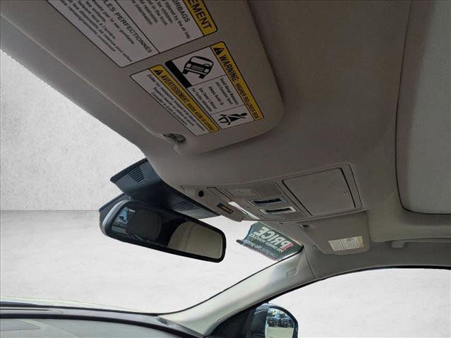 Used 2018 Jaguar F-PACE Prestige image 20