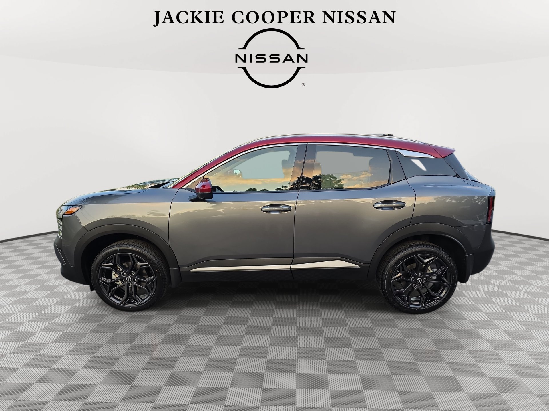 New 2026 Nissan Kicks SR FWD image 8