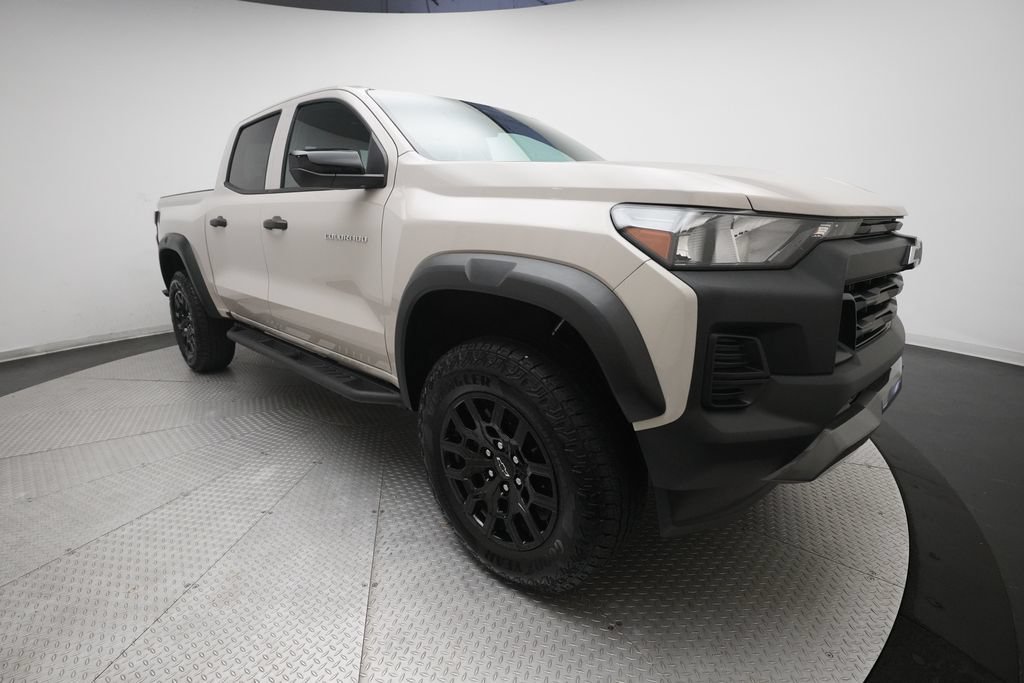 Used 2026 Chevrolet Colorado Trail Boss AWD/4WD image 10