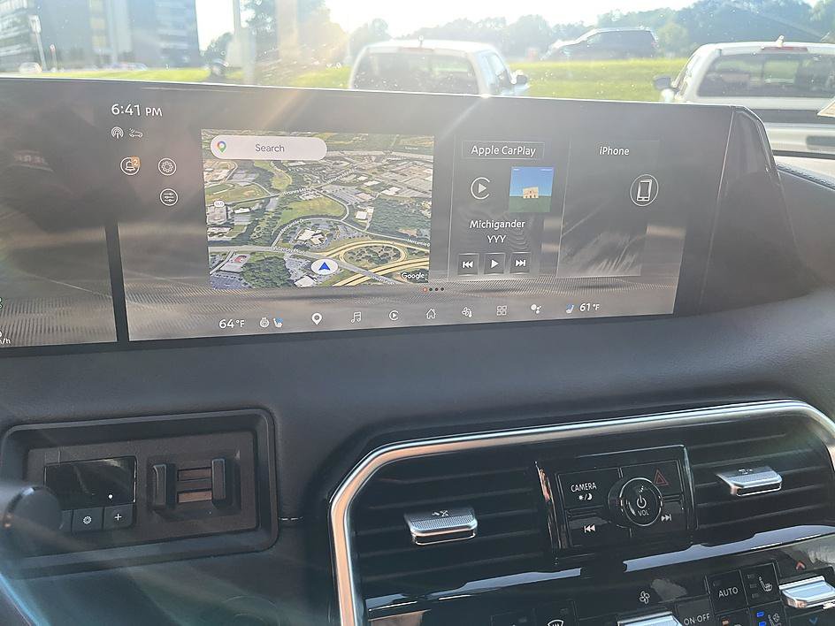 Certified 2025 Nissan Armada Platinum Reserve AWD/4WD image 15