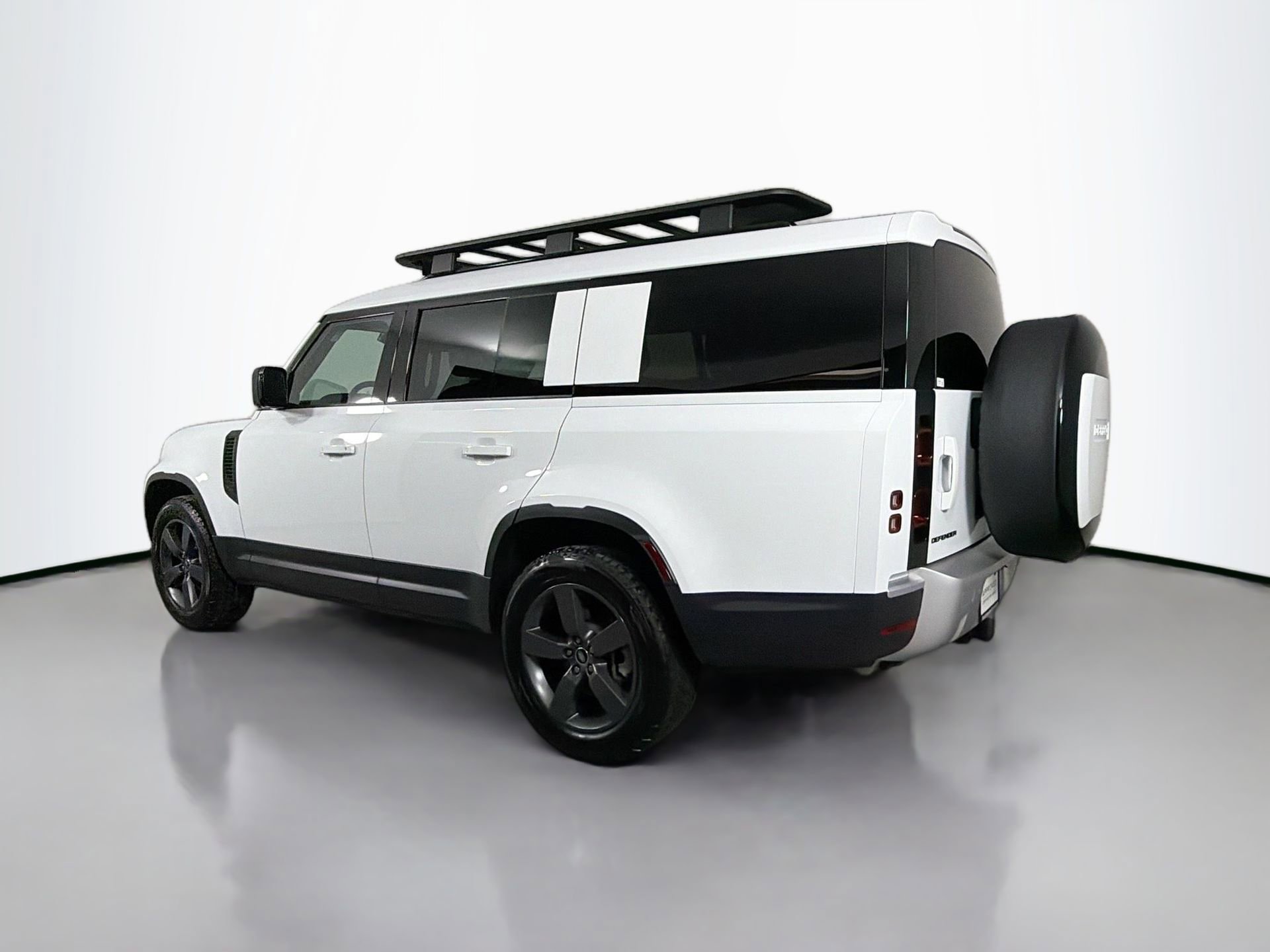 Certified 2025 Land Rover Defender 130 S image 8