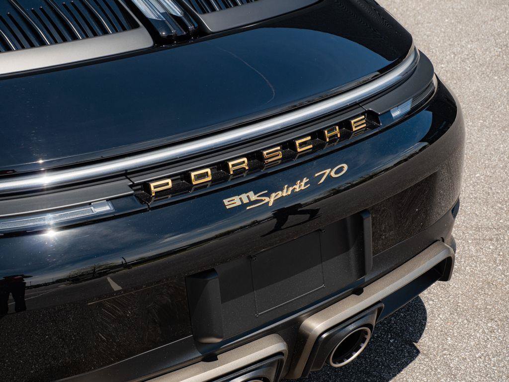 Certified 2026 Porsche 911 GTS RWD image 32