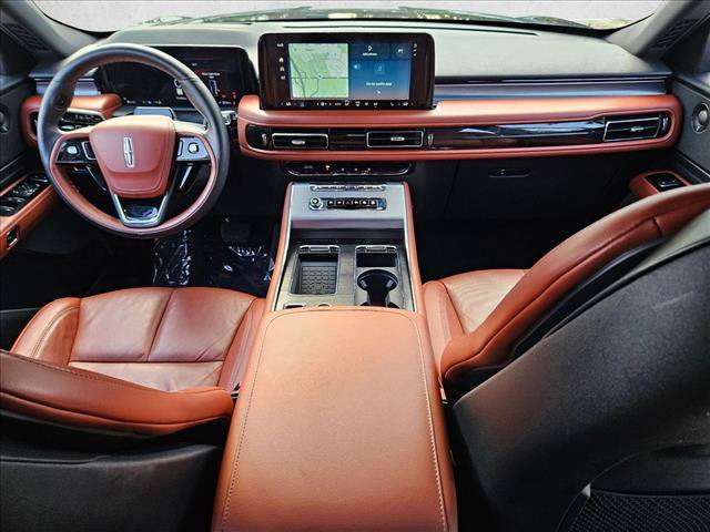 Used 2025 Lincoln Aviator Reserve w/ Jet Appearance Package RWD image 17