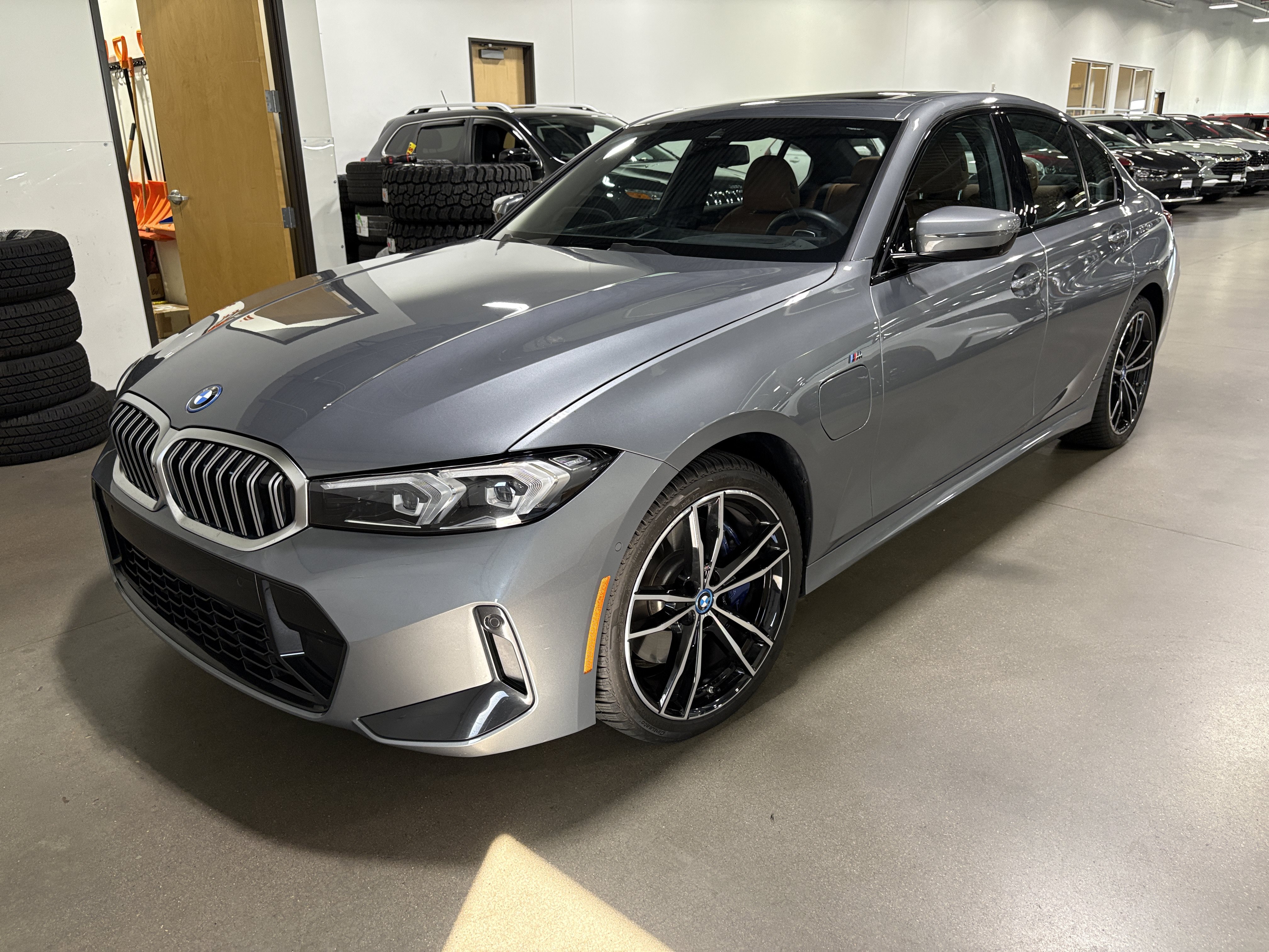 Used 2024 BMW 330e xDrive w/ Premium Package AWD/4WD image 3