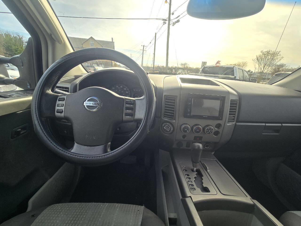Used 2004 Nissan Titan SE AWD/4WD image 43