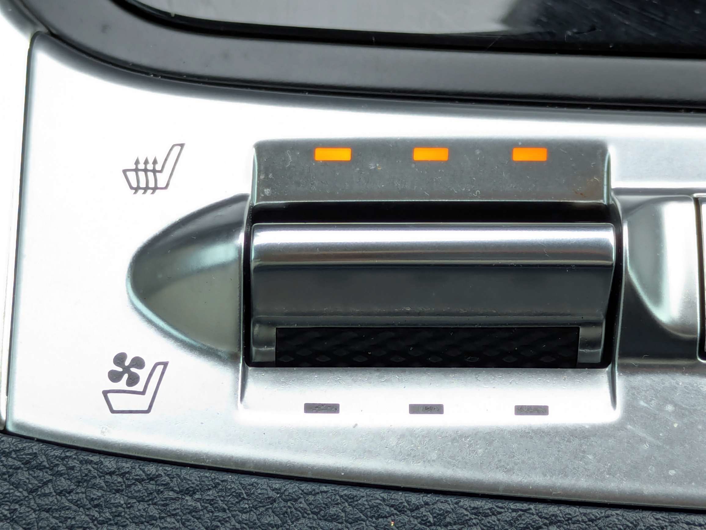 Certified 2026 Kia Carnival SX Prestige FWD image 27