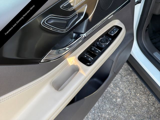 Certified 2024 Lincoln Corsair AWD w/ Equipment Group 101A image 16