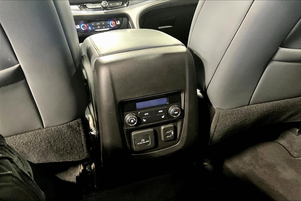 Used 2023 Buick Enclave Premium image 30