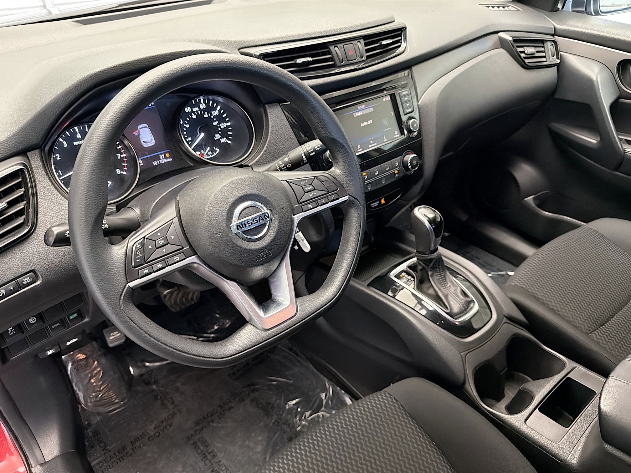 Used 2020 Nissan Rogue Sport S image 7