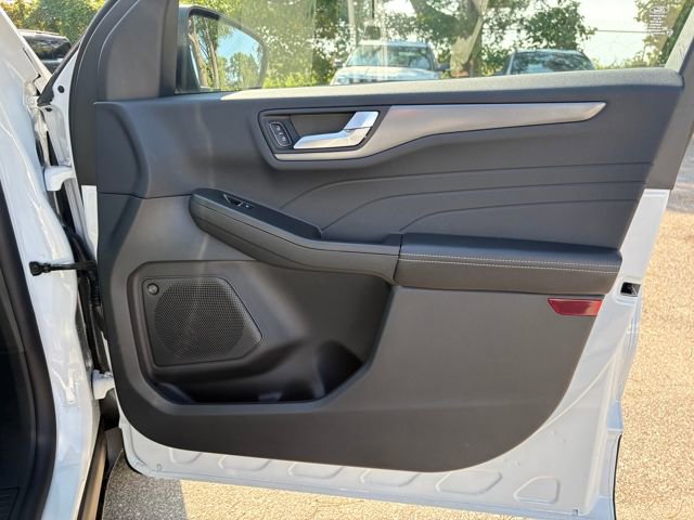 Used 2025 Ford Escape Active w/ Active Premium Tech Pack image 44