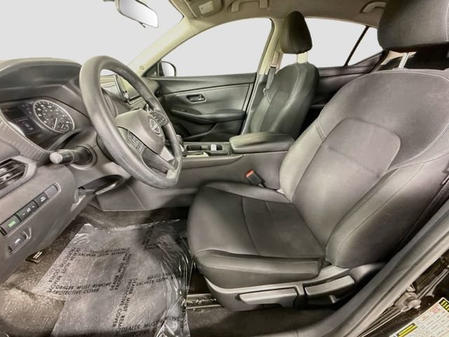 Used 2025 Nissan Sentra S FWD image 19