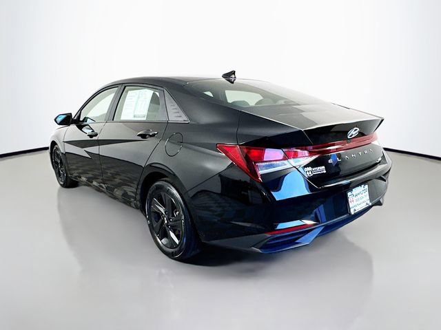 Certified 2023 Hyundai Elantra SEL image 6