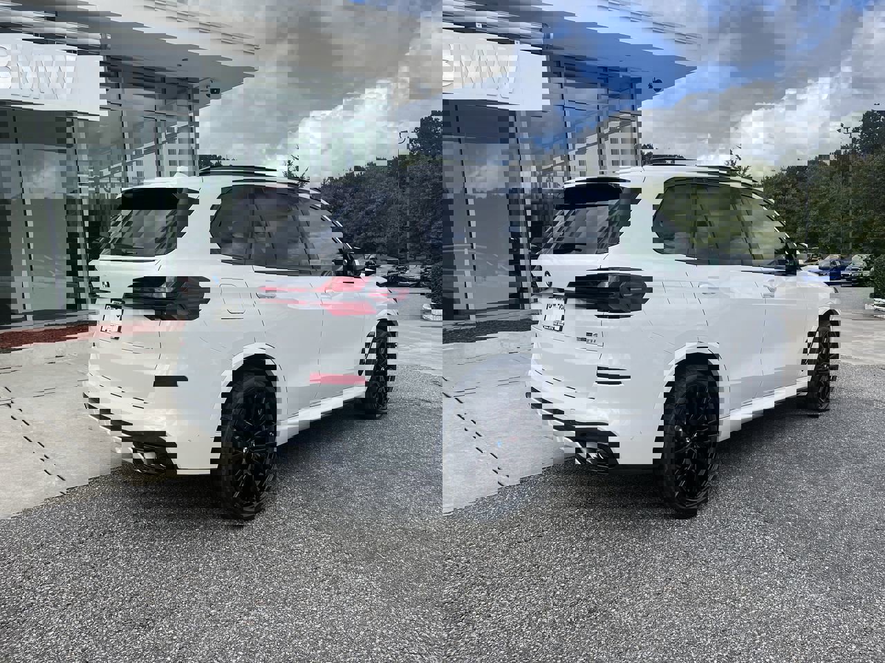 New 2026 BMW X5 sDrive40i w/ M Sport Package image 8