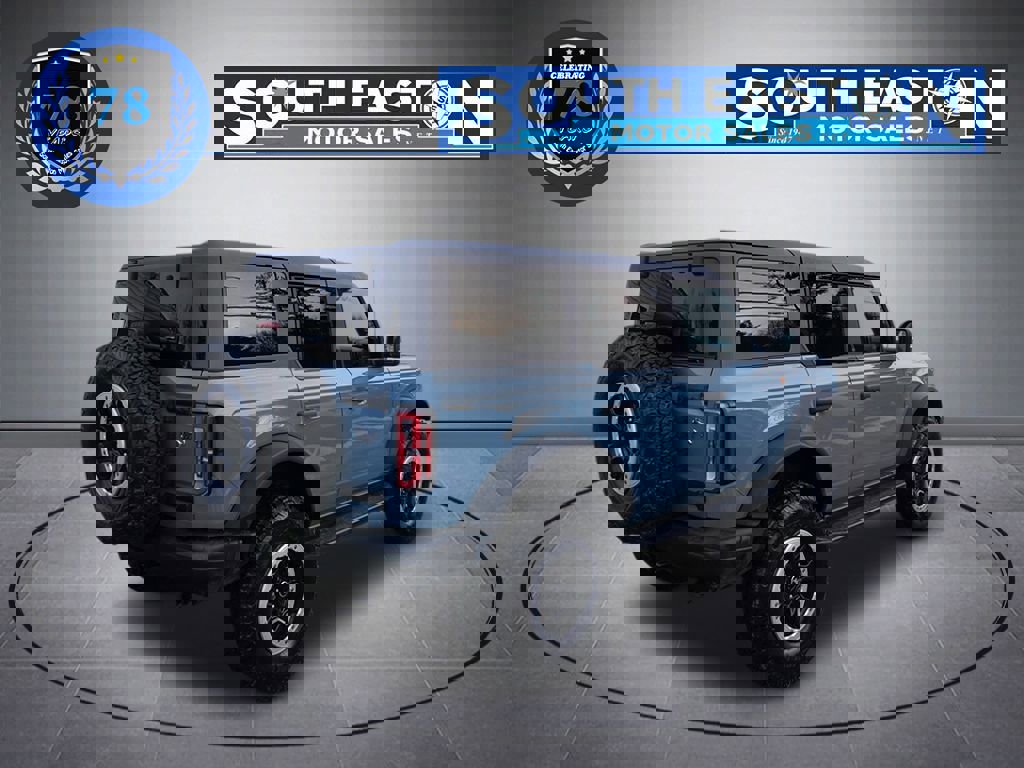 Used 2021 Ford Bronco Badlands image 5