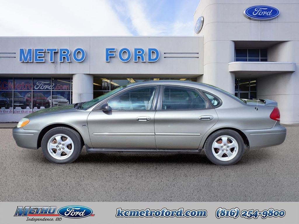 Used 2004 Ford Taurus SES FWD image 7