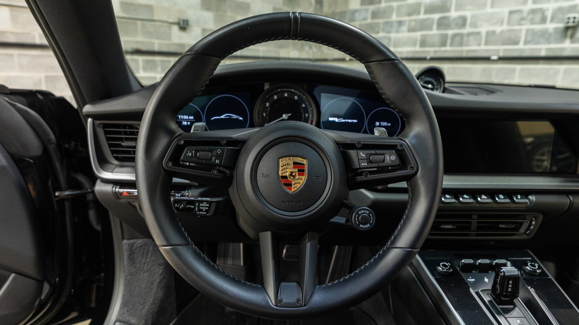 Used 2020 Porsche 911 Carrera RWD image 40