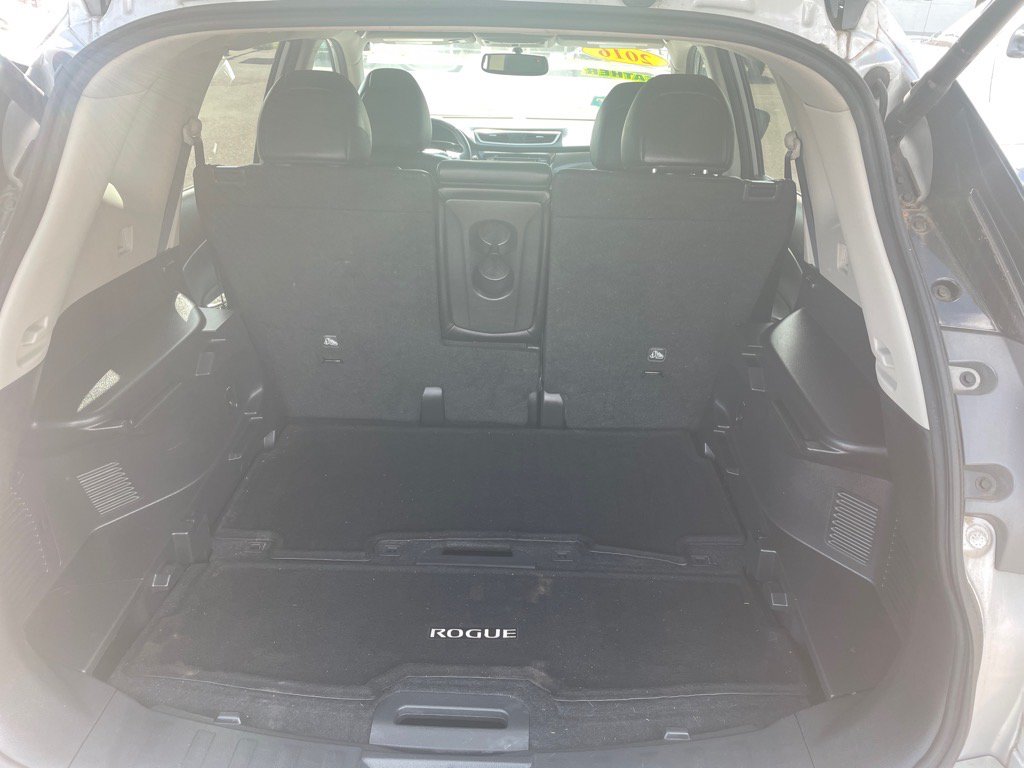 Used 2016 Nissan Rogue SL w/ SL Premium Package AWD/4WD image 9