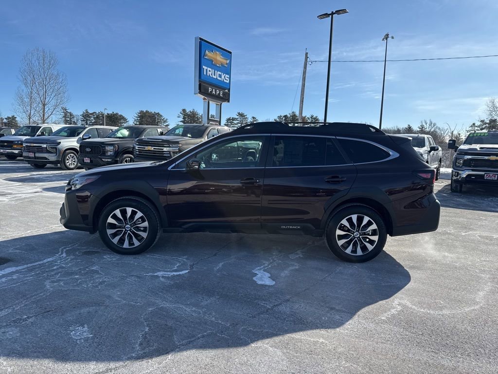 Used 2025 Subaru Outback Limited image 8