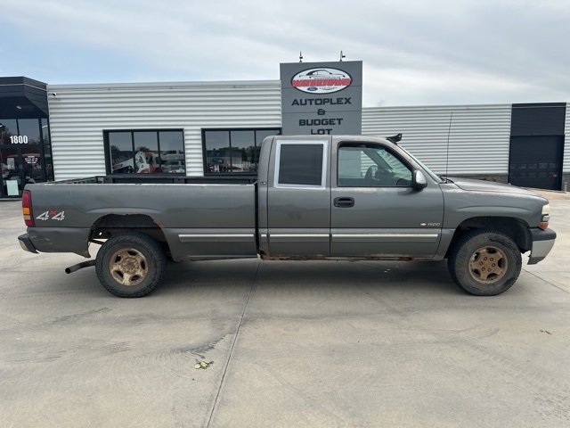Used 2000 Chevrolet Silverado 1500 LS w/ Firm Ride Suspension Pkg