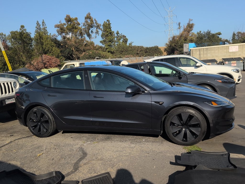 Used 2024 Tesla Model 3 Standard Range RWD image 4