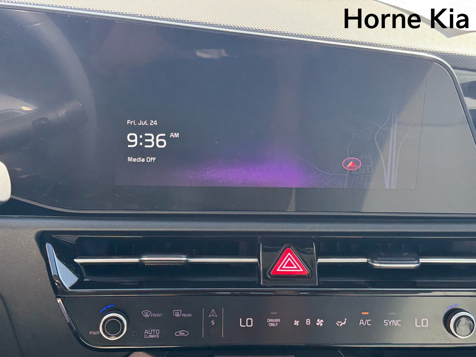 Certified 2024 Kia Niro EX Touring FWD image 21