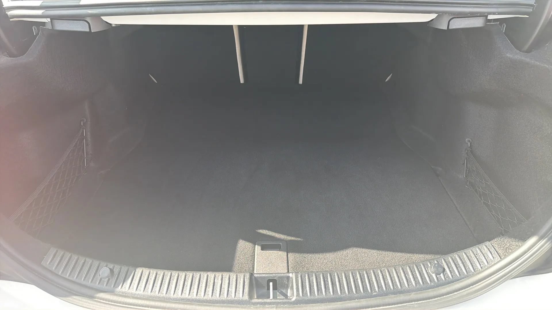 Used 2017 Mercedes-Benz C 300 Sedan image 25