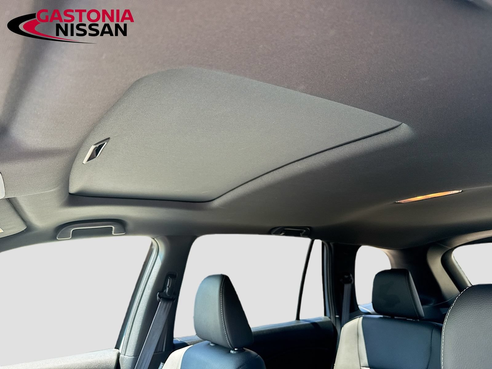 Used 2023 Honda Passport EX-L image 11