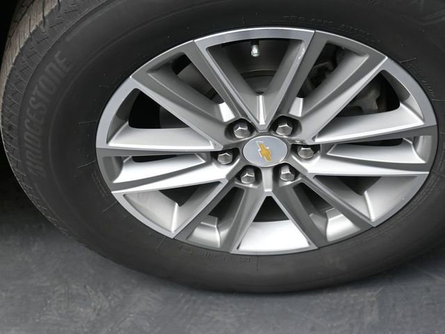 Used 2023 Chevrolet Traverse LT image 24