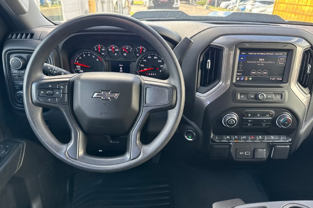 Used 2025 Chevrolet Silverado 1500 Custom Trail Boss AWD/4WD image 16