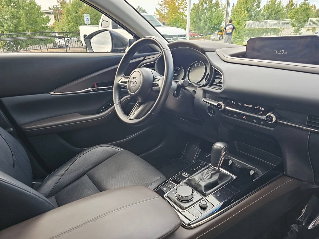 Used 2022 MAZDA CX-30 AWD 2.5 S w/ Premium Package image 11