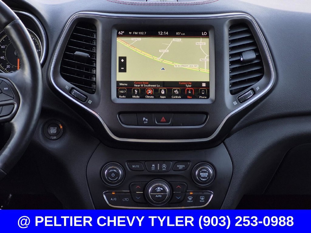Used 2019 Jeep Cherokee Trailhawk w/ Cold Weather Group AWD/4WD image 38