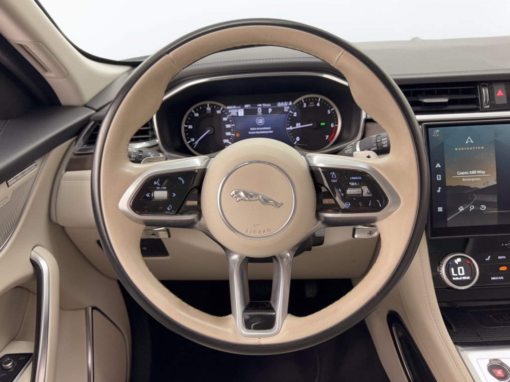 Used 2023 Jaguar F-PACE S AWD/4WD image 10