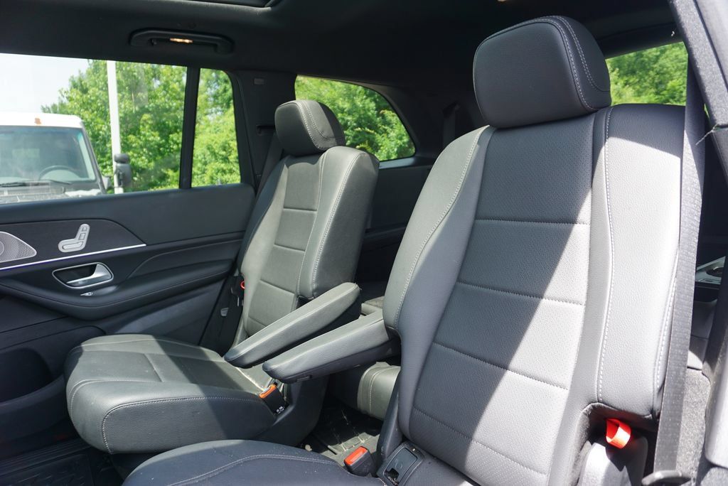 Certified 2025 Mercedes-Benz GLS 450 4MATIC image 12