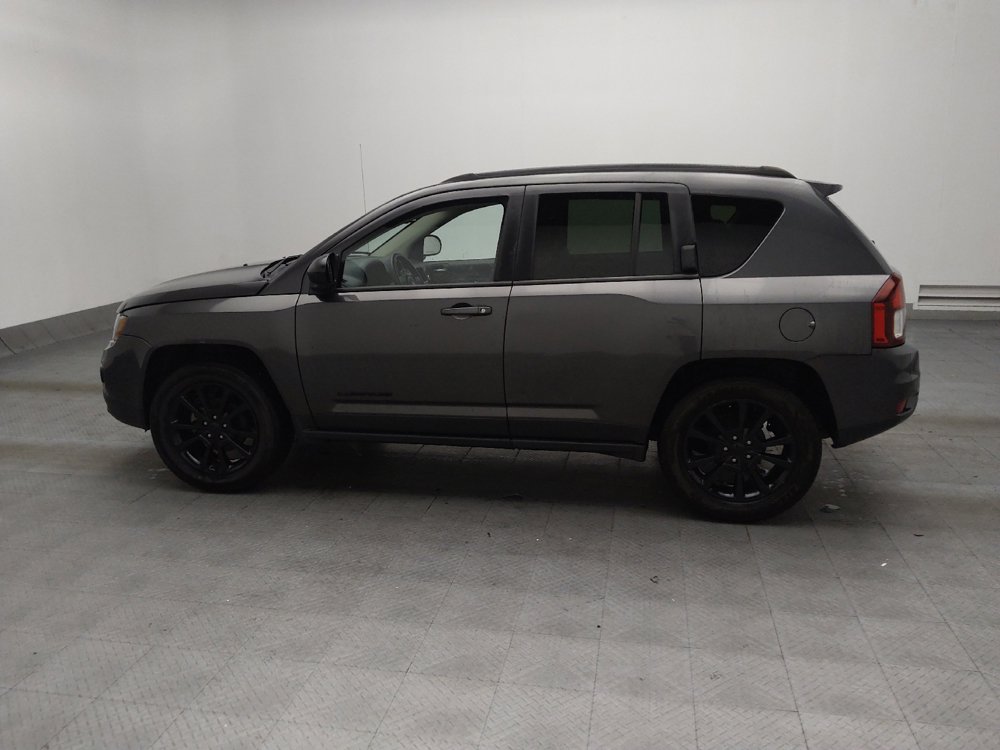 Used 2015 Jeep Compass Sport w/ Power Value Group FWD image 3
